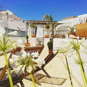 https://santa-maria-12-boutique-apartamentos.es-andalucia.com